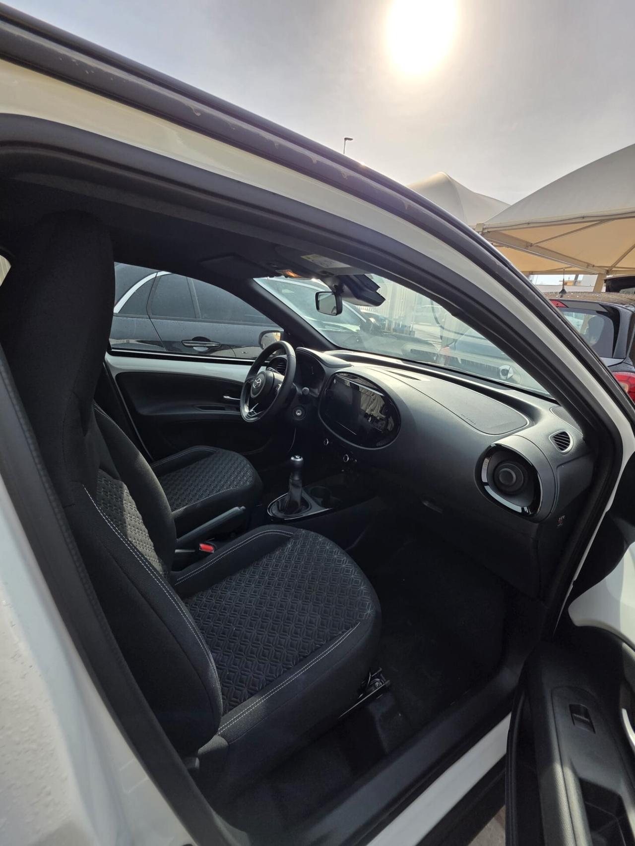 Toyota Aygo X 1.0 VVT-i 72 CV 5 porte JBL Special Edition