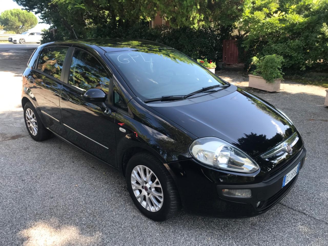 Fiat Punto Evo 1.4 5 porte Dynamic GPL