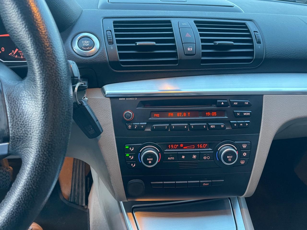 Bmw 118 118d cat 5 porte Futura DPF Pelle