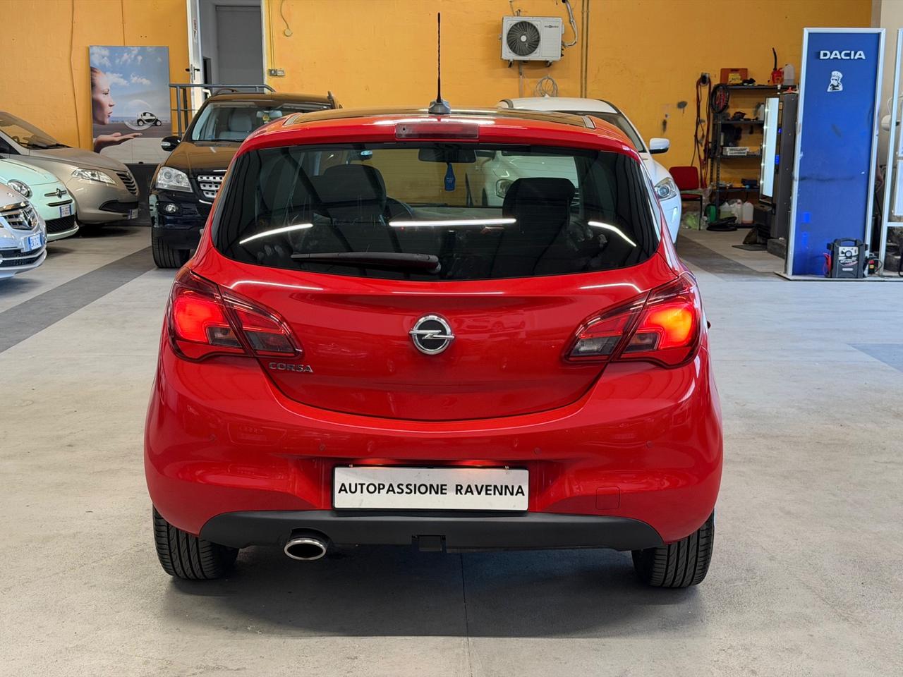 Opel Corsa 1.4 90CV GPL Tech 5 porte b-Color