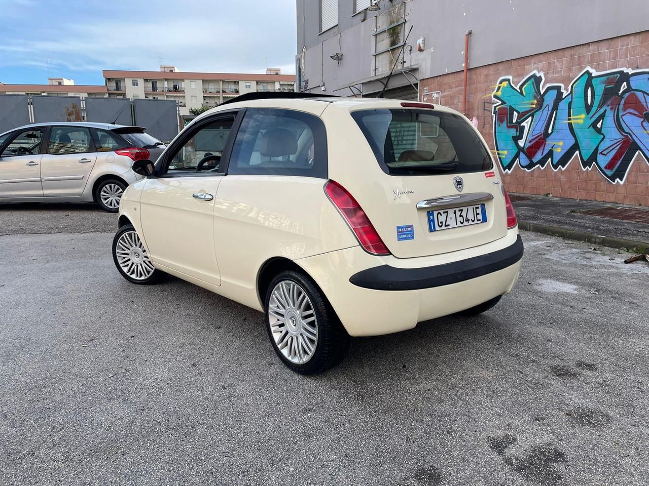 Lancia Ypsilon 1.3 Multijet 16V Platino