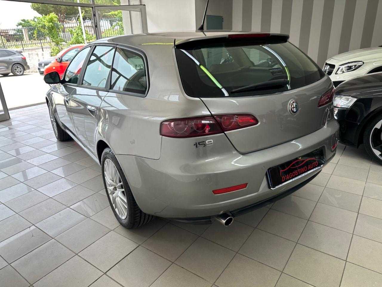 Alfa Romeo 159 2.0 JTDm Sportwagon Distinctive