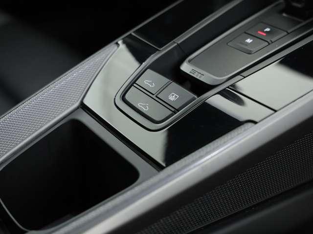 Porsche 992 coupe 3.0 carrera 4s auto