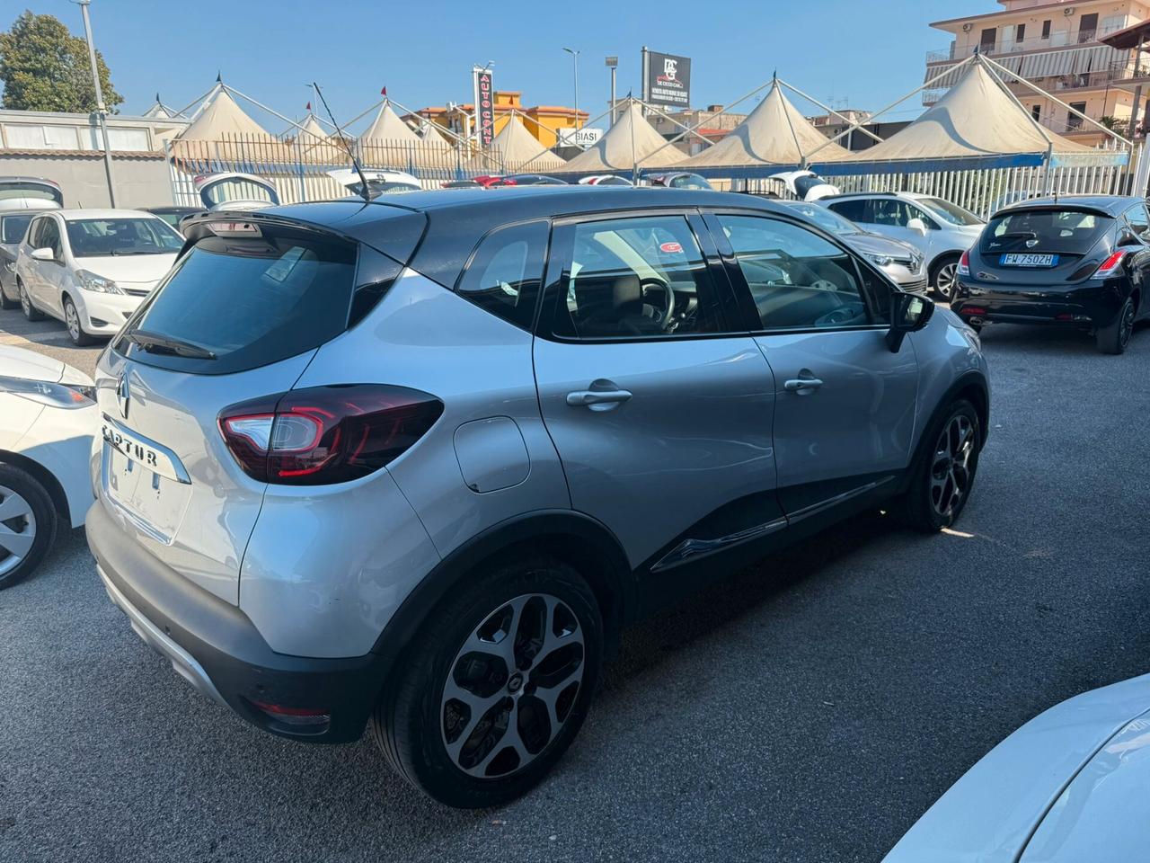 Renault Captur dCi 8V 110 CV Start&Stop Energy Initiale Paris