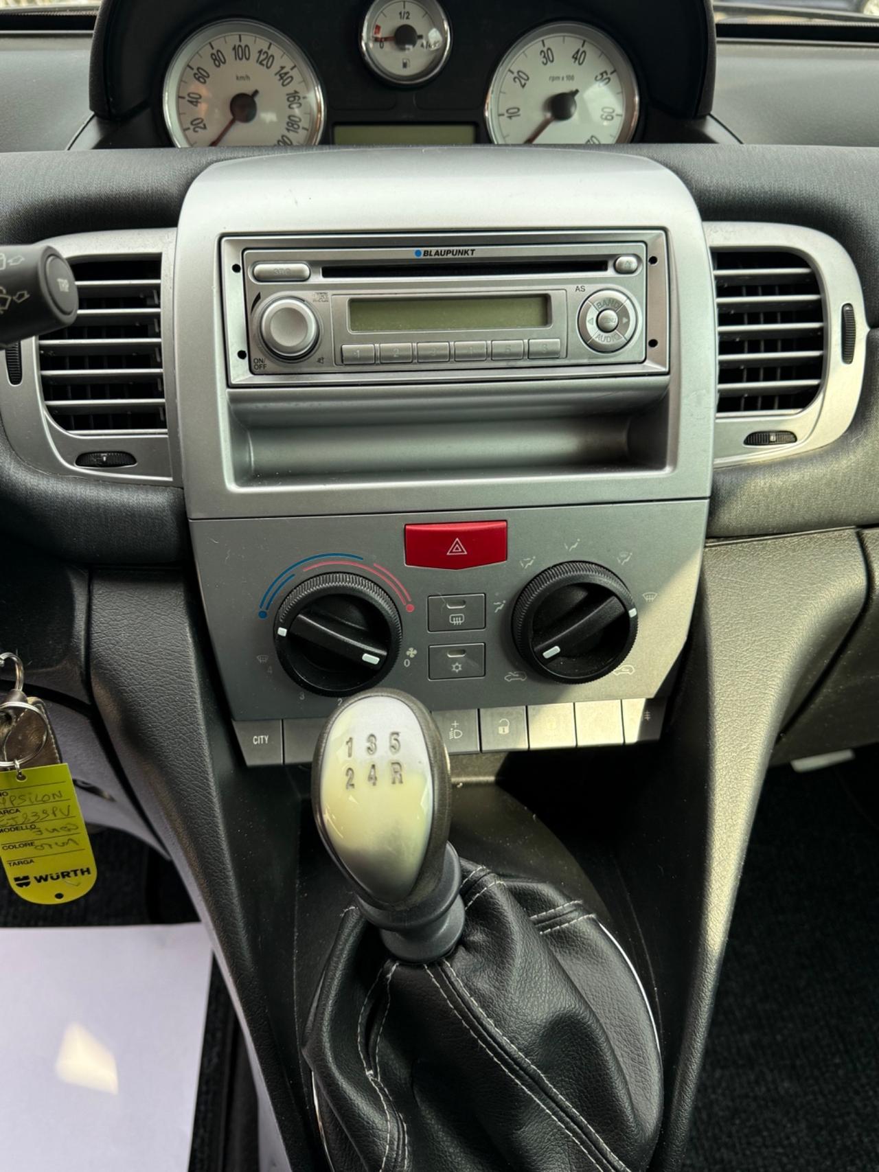 Lancia Ypsilon 1.2 69 CV Platinum