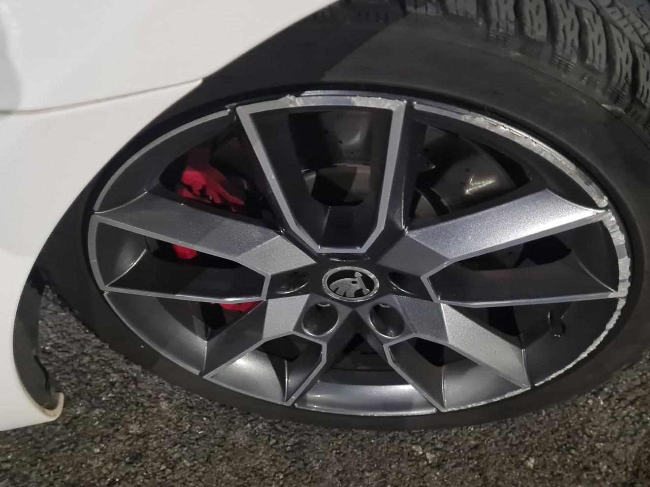 Skoda Octavia 2.0 TDI RS Executive #8258