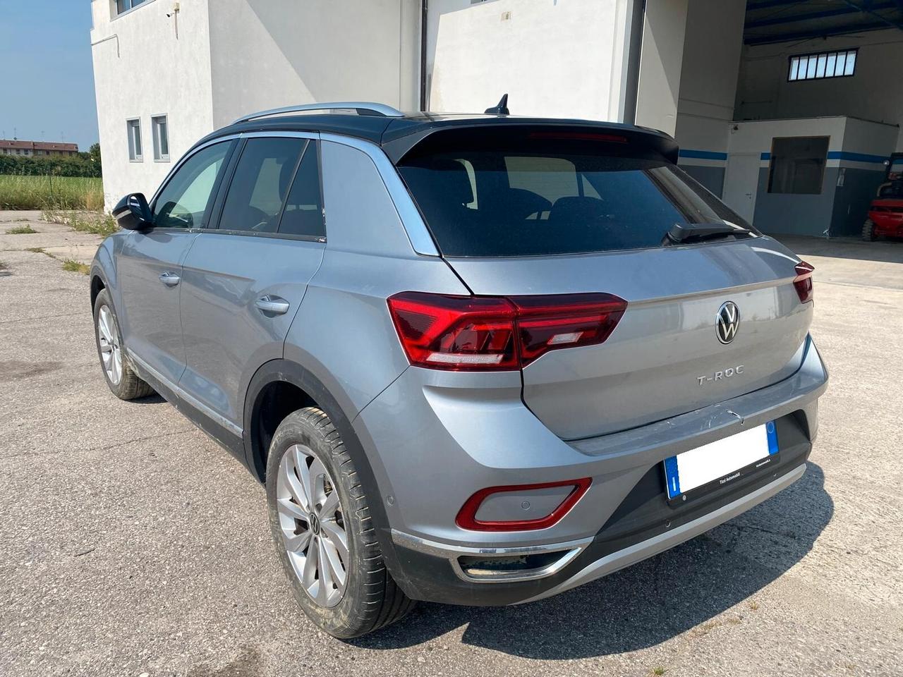 Volkswagen T-Roc 2022 1.0 tsi 115cv ALLUVIONATA