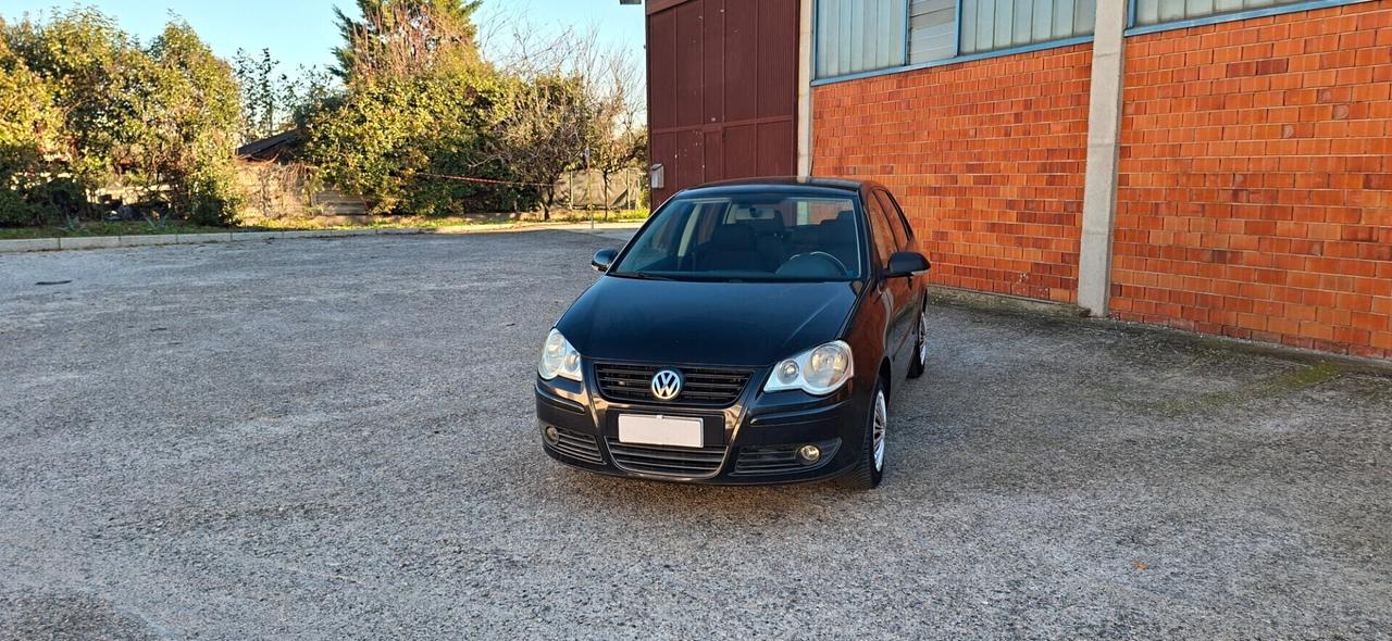 VOLKSWAGEN POLO 1.4 5P CONFORTILINE CON GPL DI SERIE