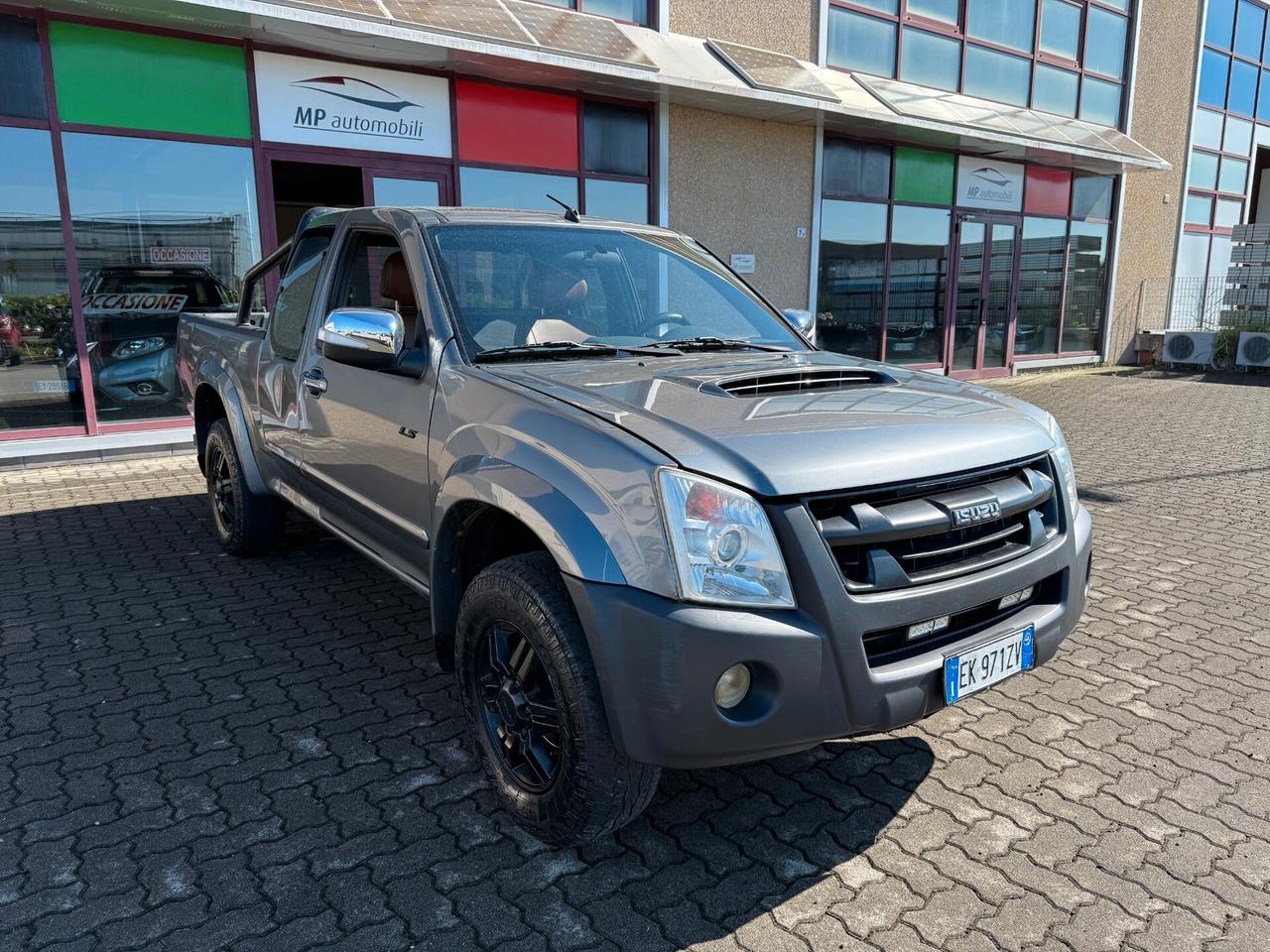Isuzu D-Max 3.0 TD 4WD , AUTOMATICO, GANCIO TRAINO, AUTOCARRO