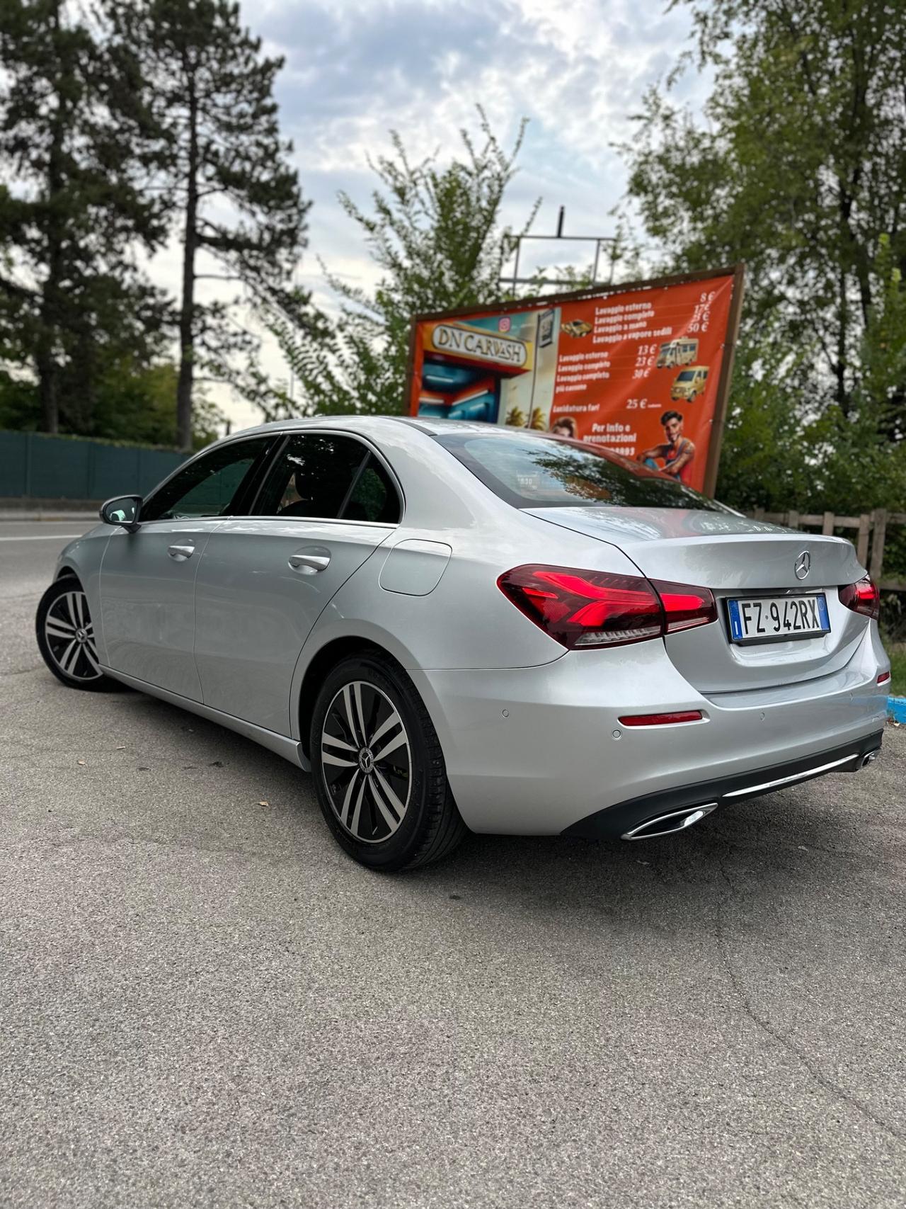 Mercedes-benz A 180 d Automatic Business Sedan Coupé