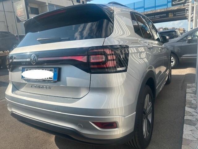 VOLKSWAGEN T-CROSS 1,0 BENZ. 09/2021 - CAMBIO AUTOMATICO