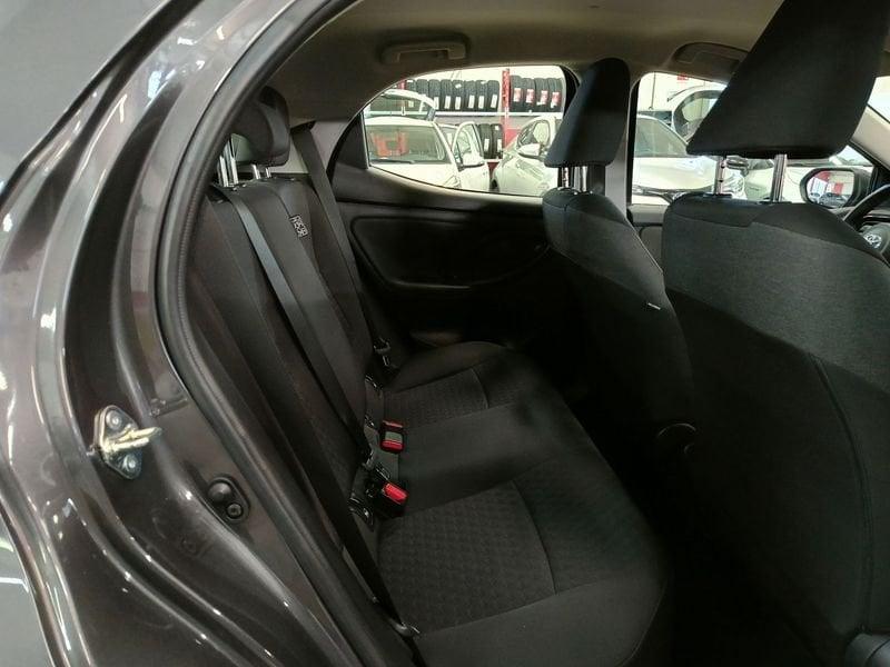 Toyota Yaris 1.0 5 porte Active NEOPATENTATI