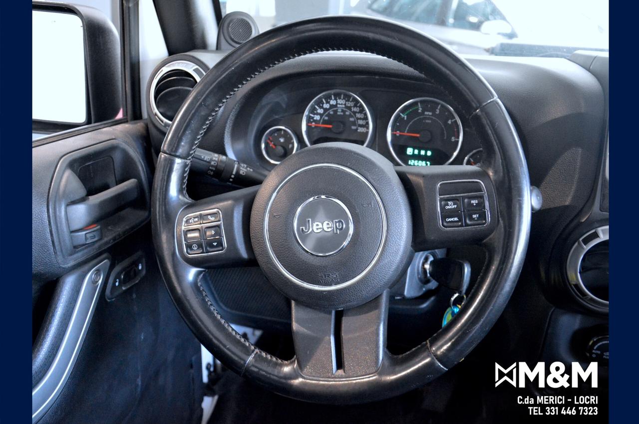 Jeep Wrangler Unlimited 2.8 CRD DPF Sahara Auto