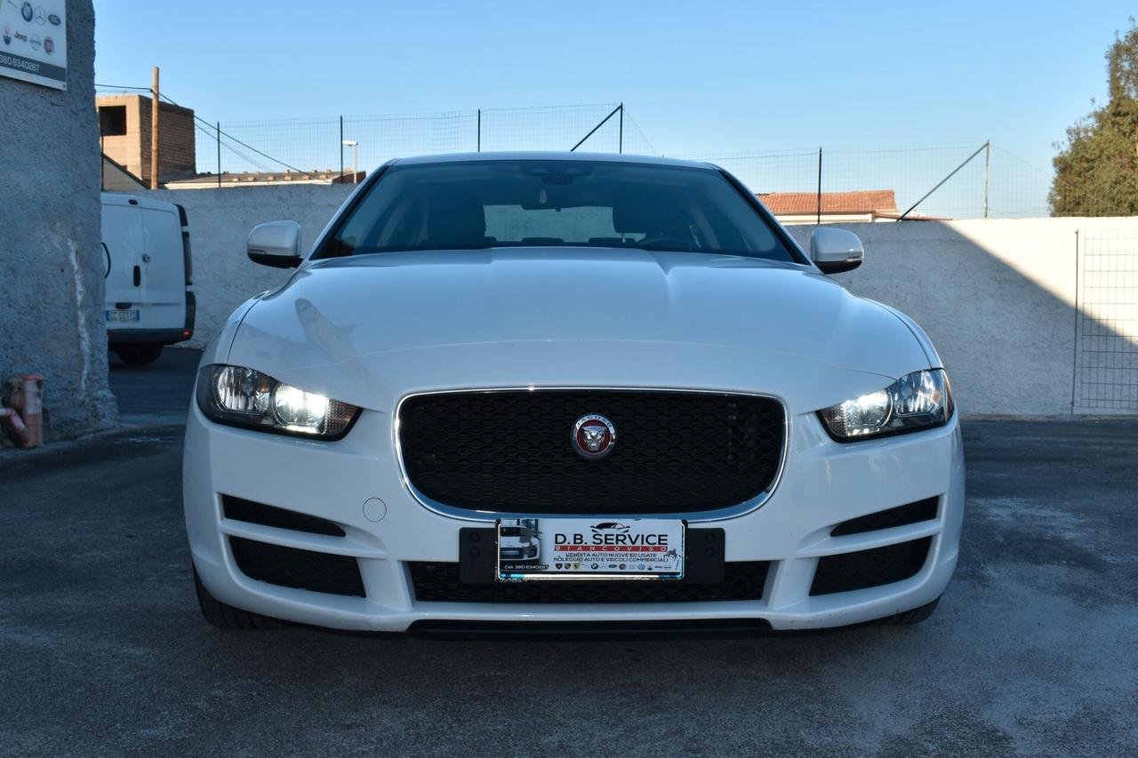 Jaguar XE