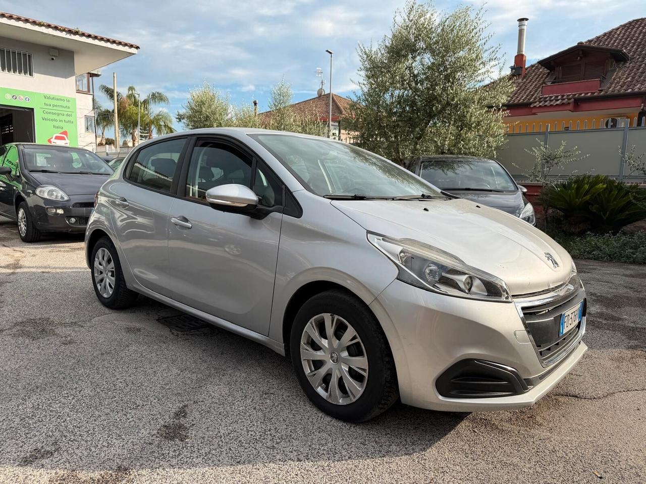 Peugeot 208 BlueHDi 75 5 porte Allure