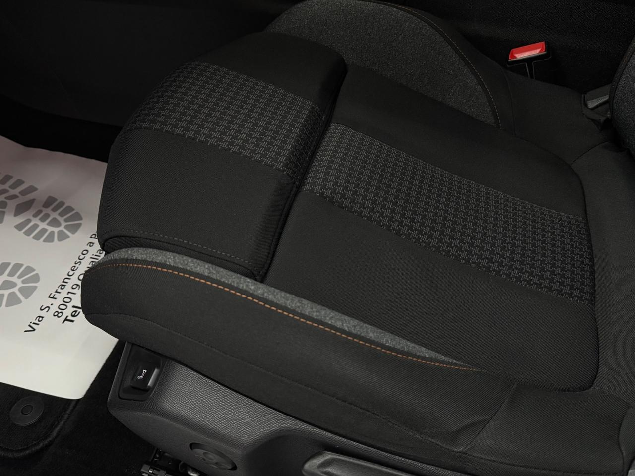 Peugeot 3008 BlueHDi 130 EAT8 Allure