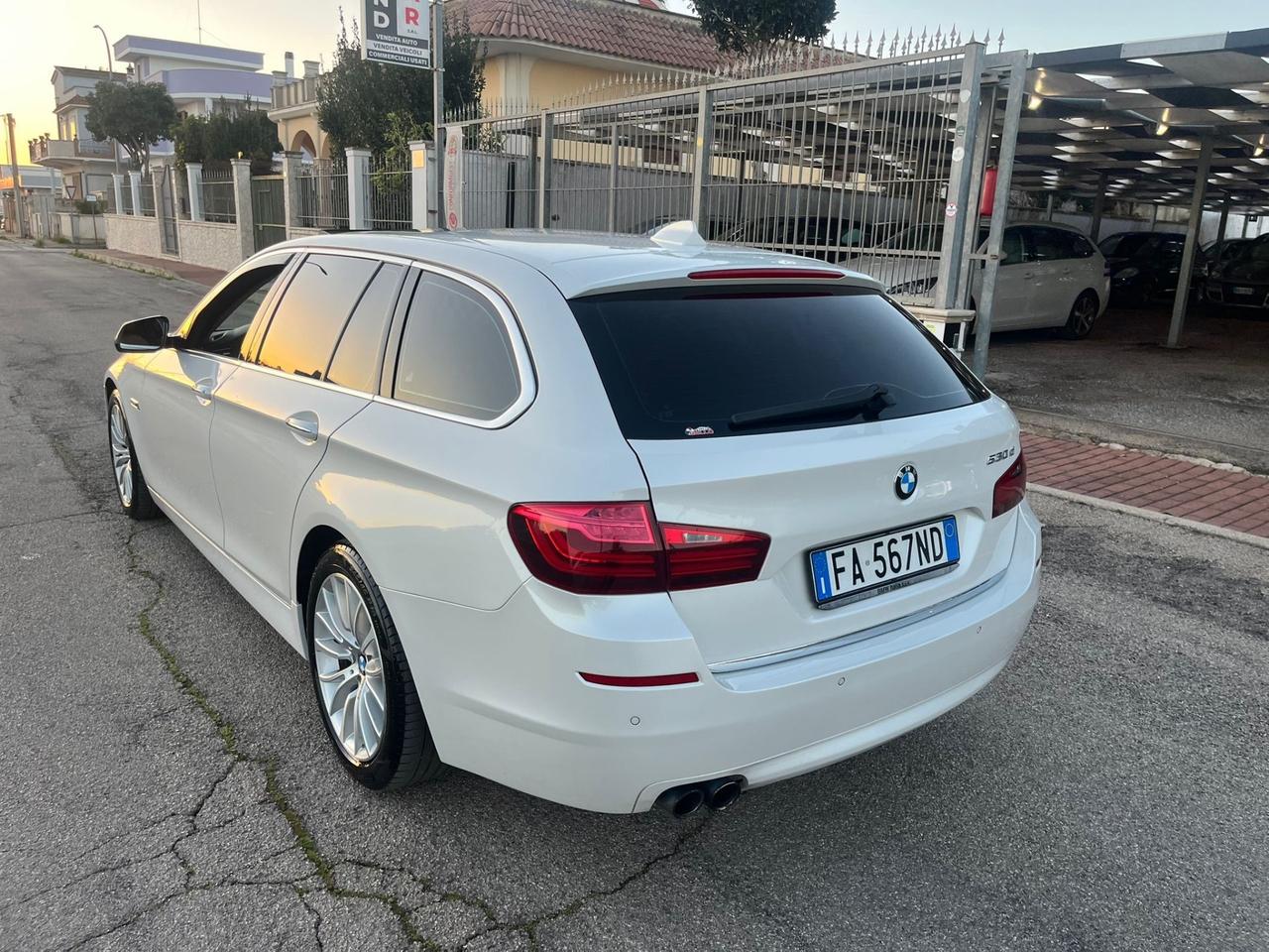 Bmw 530 d Touring Luxury 2015
