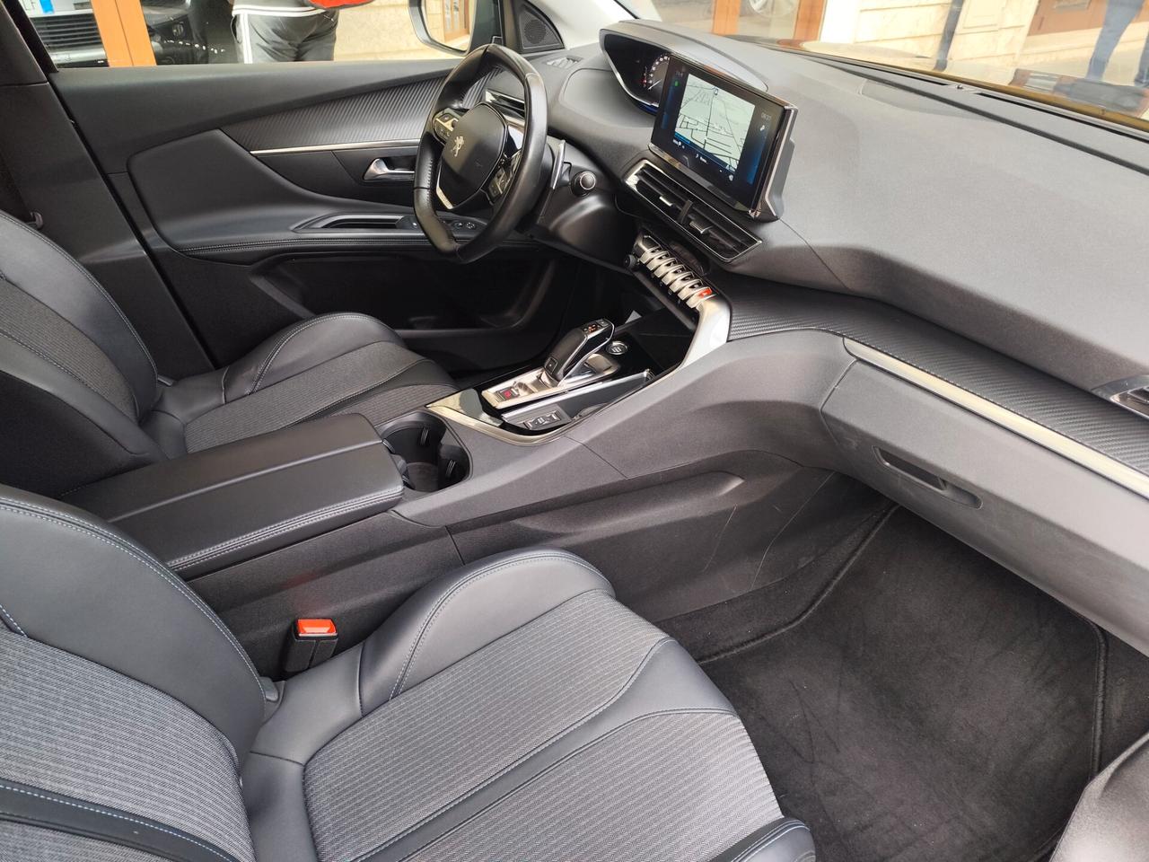 Peugeot 3008 BlueHDi 130CV EAT8 Allure NAVI