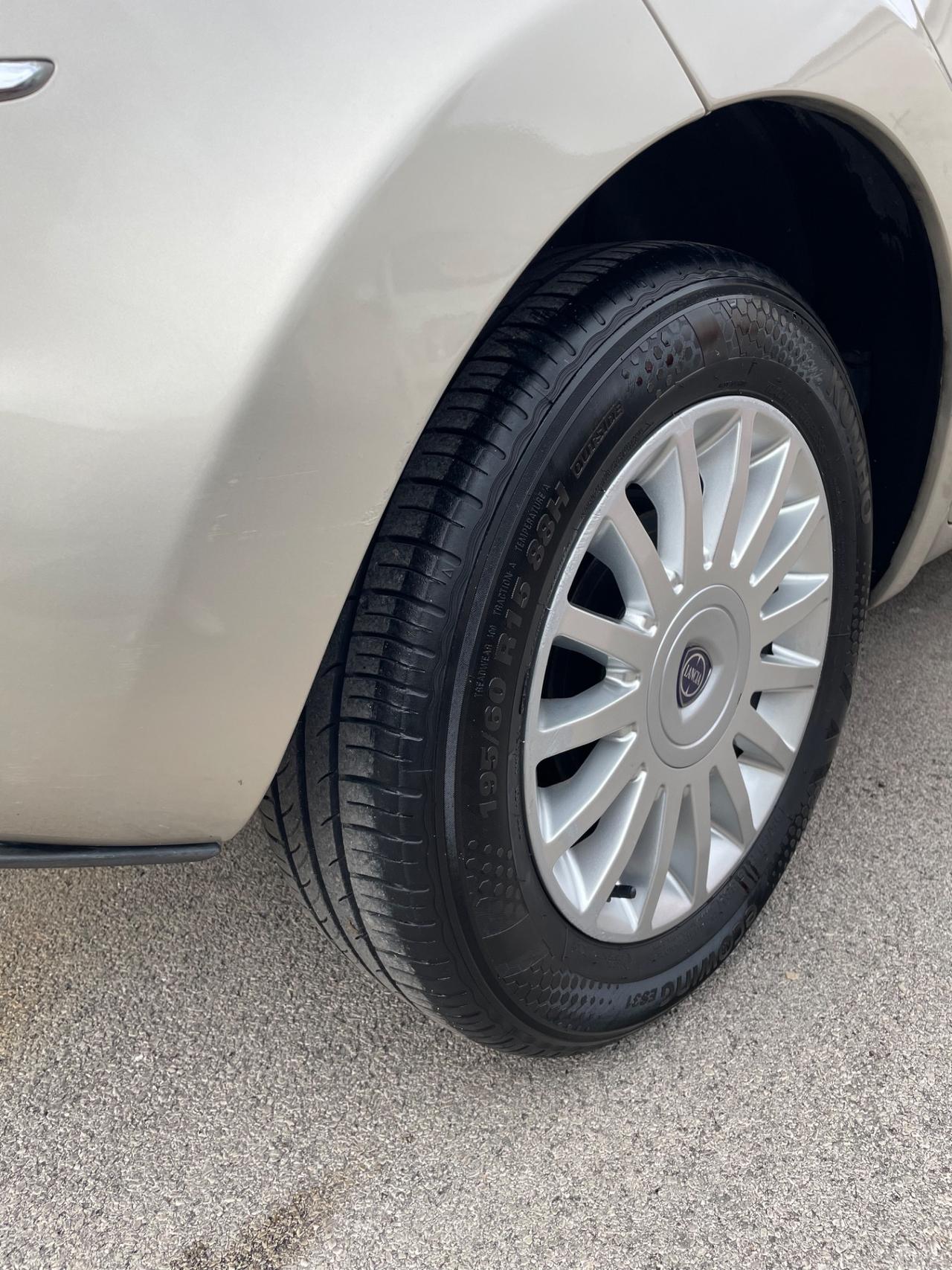 LANCIA MUSA 1.3 MULTIJET 95 CV PLATINO DAL NORD ITALIA FULL