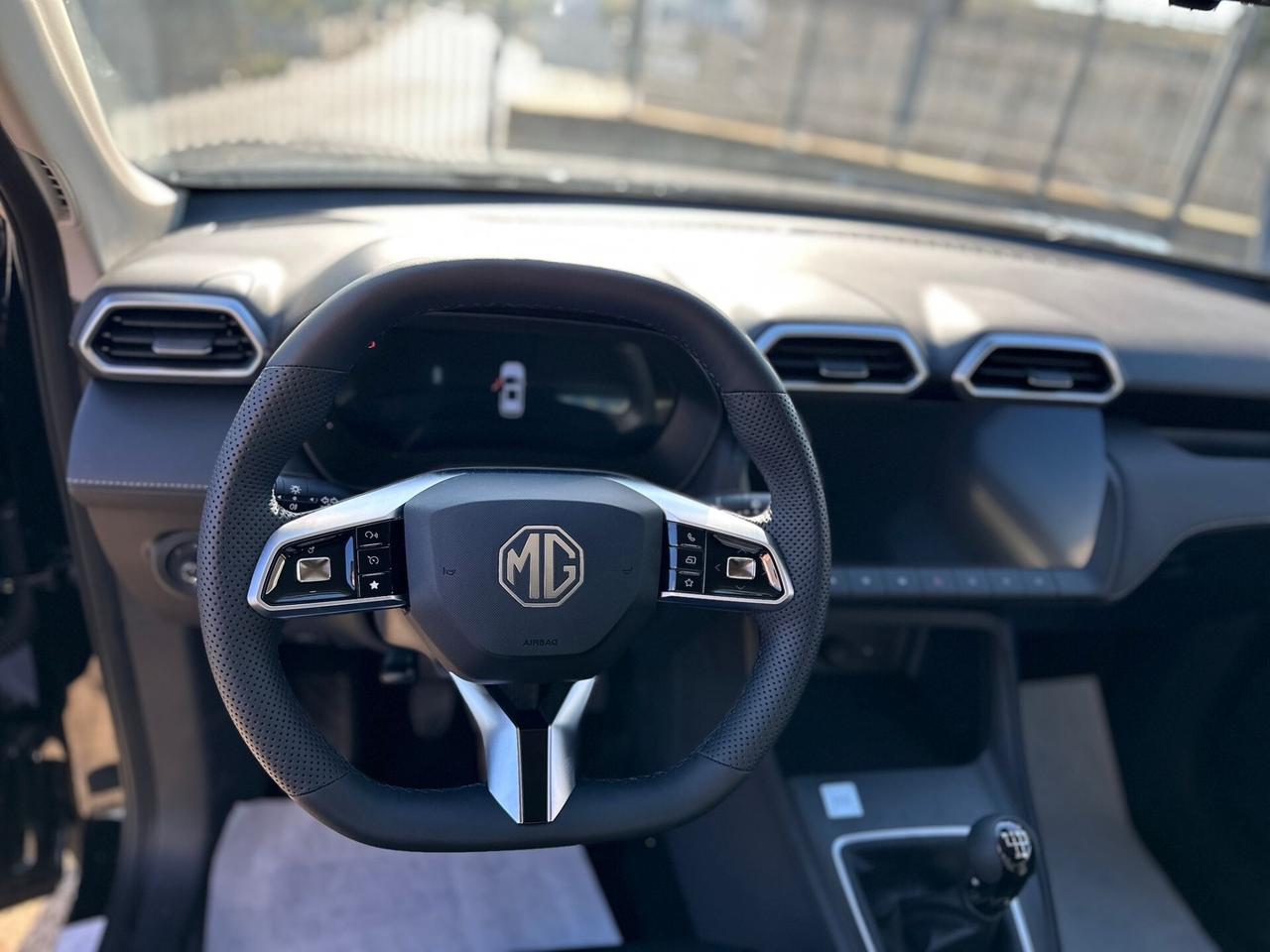 NUOVA MG ZS COMFORT ICE