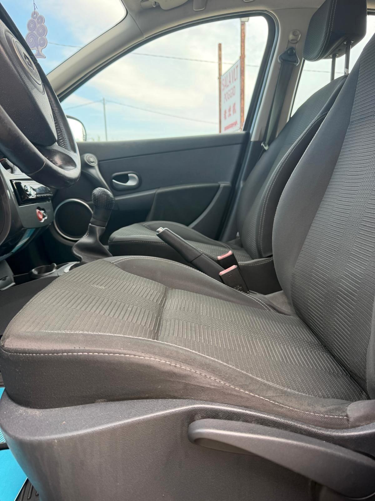 Renault Clio 1.5 dCi 90CV 5 porte Dynamique EcoBusiness - OK NEOPATENTATO