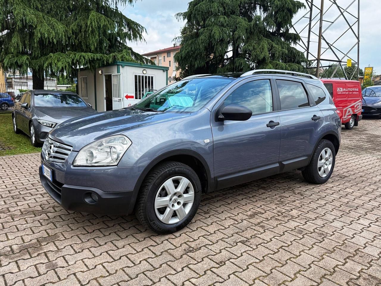 Nissan Qashqai 2 1.6 16V 7 POSTI TETTO PANORAMICO