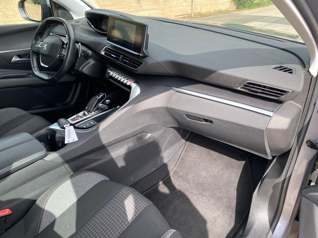 Peugeot 3008 II 1.5 bluehdi Active Business s&s 130cv eat8