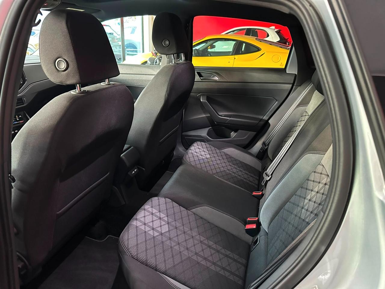 VOLKSWAGEN TAIGO 1.0TSI R-LINE TETTO APRIBILE