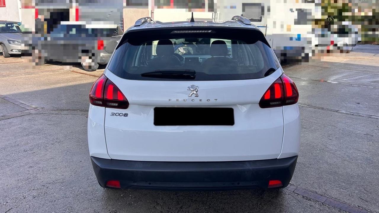 Peugeot 2008 1.6 HDi 75cv