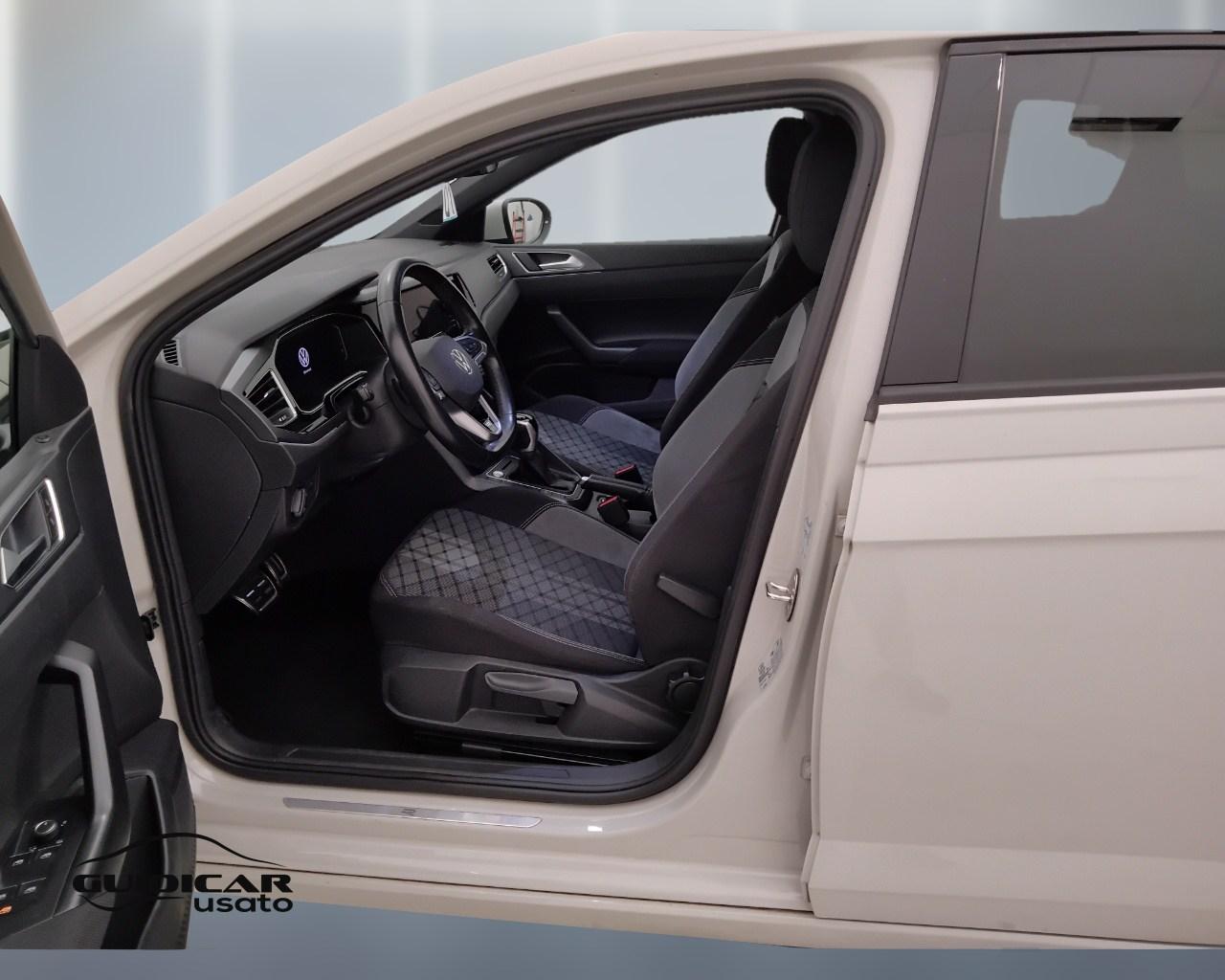 VOLKSWAGEN Taigo - Taigo 1.0 tsi R-Line 110cv dsg