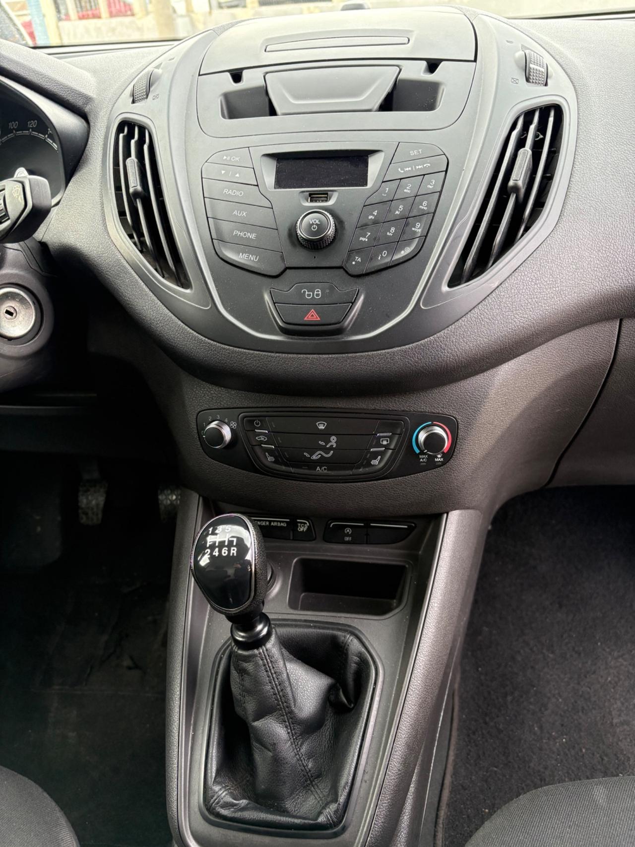 Ford Transit Courier 1.5 TDCi 75CV Van Entry