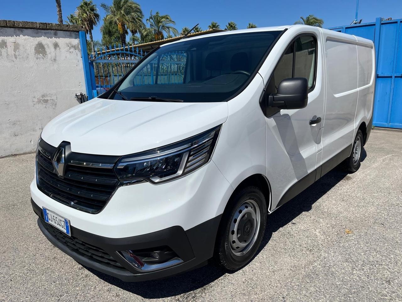 Renault trafic cargo-2.0 dci-2022
