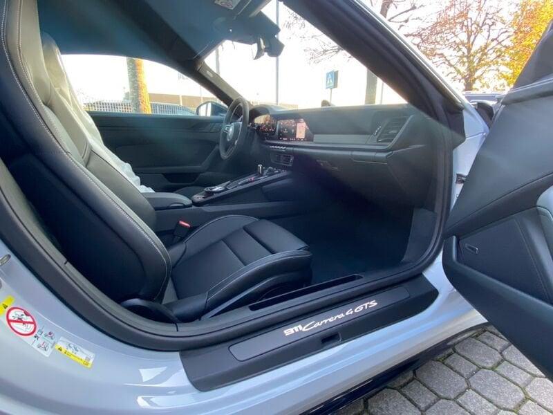 Porsche 911 911 Carrera 4 GTS 541 CV (992.2)