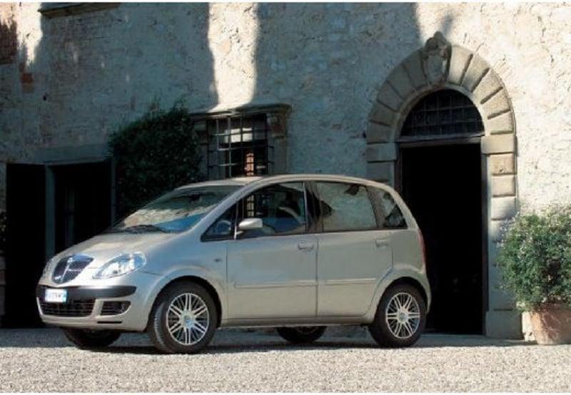 Lancia Musa I 2004 1.9 mjt Oro