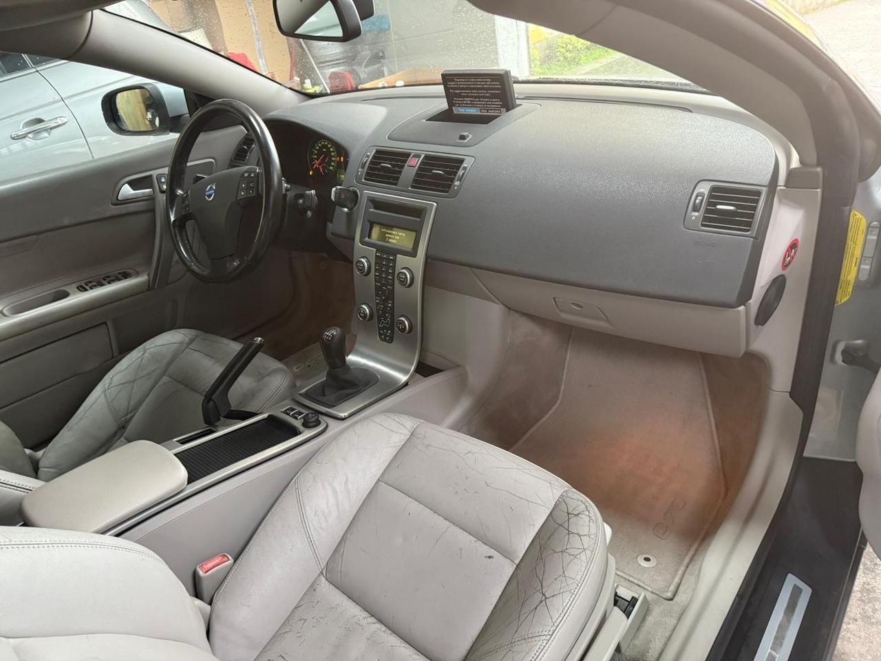 Volvo C70 2.4 D5 20V cabrio