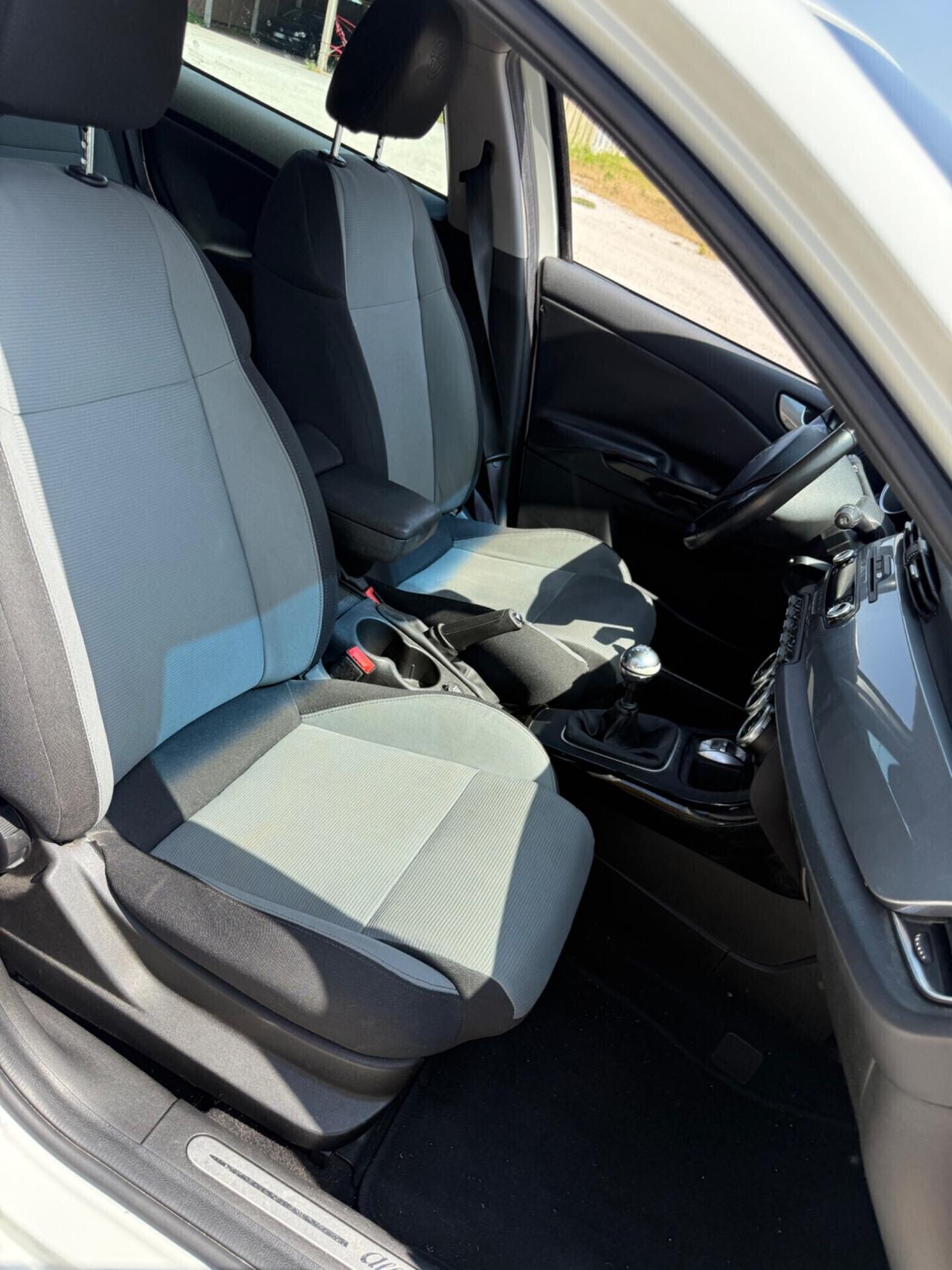 Alfa Giulietta 1.6 JTDm-2 neopatentati UNIPROPRIETÀ