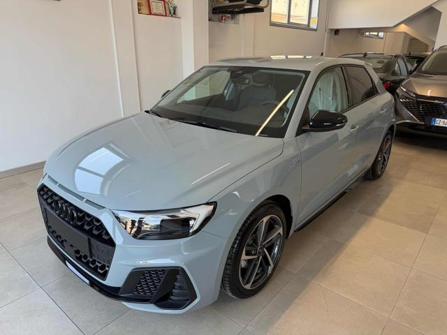 AUDI A1 SPB 30 TFSI S tronic Identity Black Km0