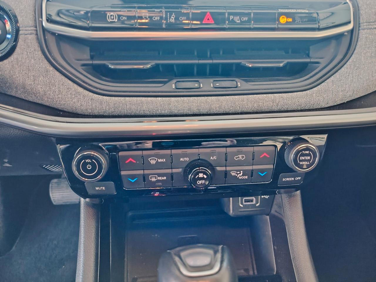 Jeep Compass 1.3 Turbo T4 190 CV PHEV AT6 4xe Longitude