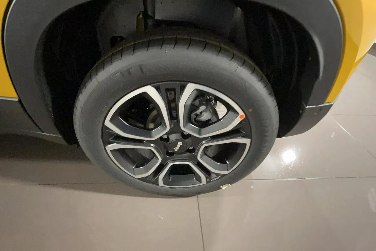 Jeep Avenger 1.2 Turbo 100 CV Summit Fredoom