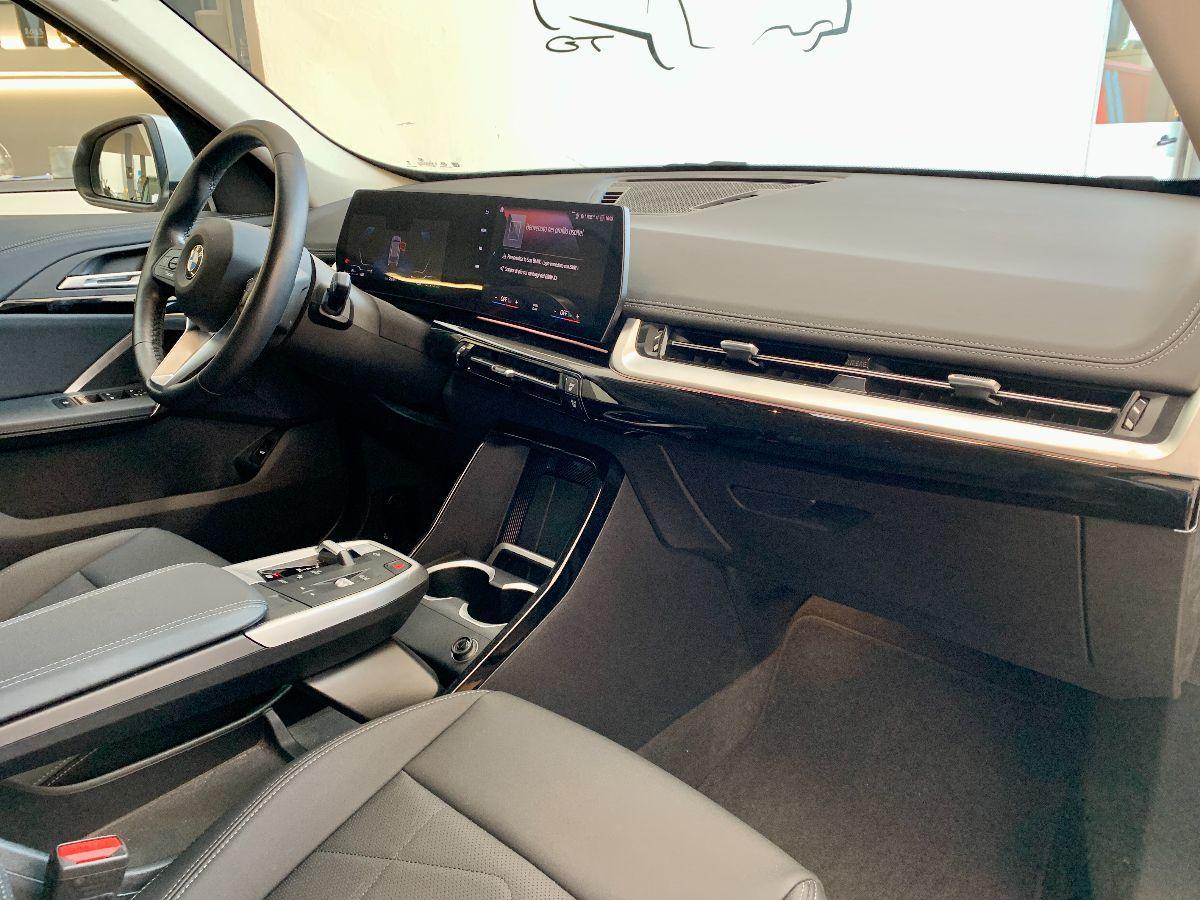 BMW - X1 - sDrive18i xLine
