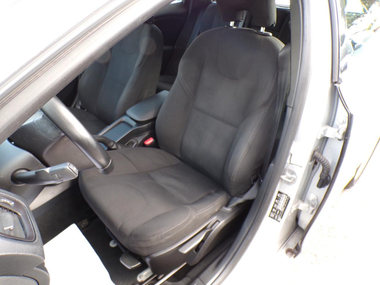 Volvo V40 D2 1.6