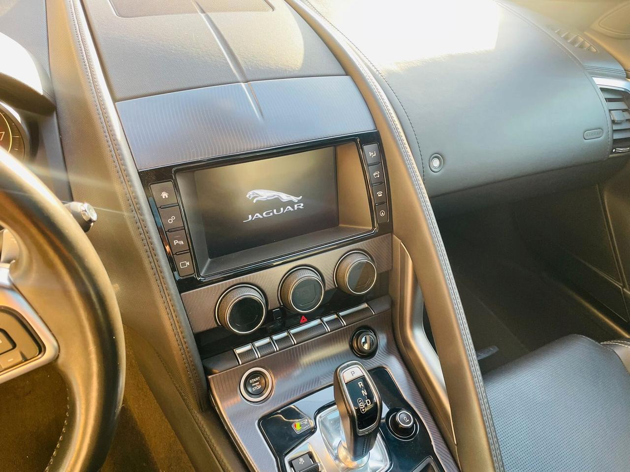 Jaguar F-Type 2.0 aut. Coupé R-Dynamic