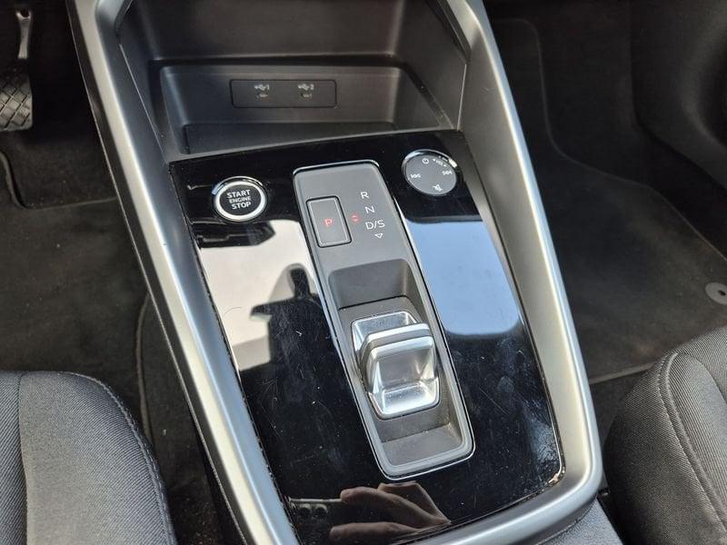 Audi A3 Sportback 30 g-tron S tronic S line Edition