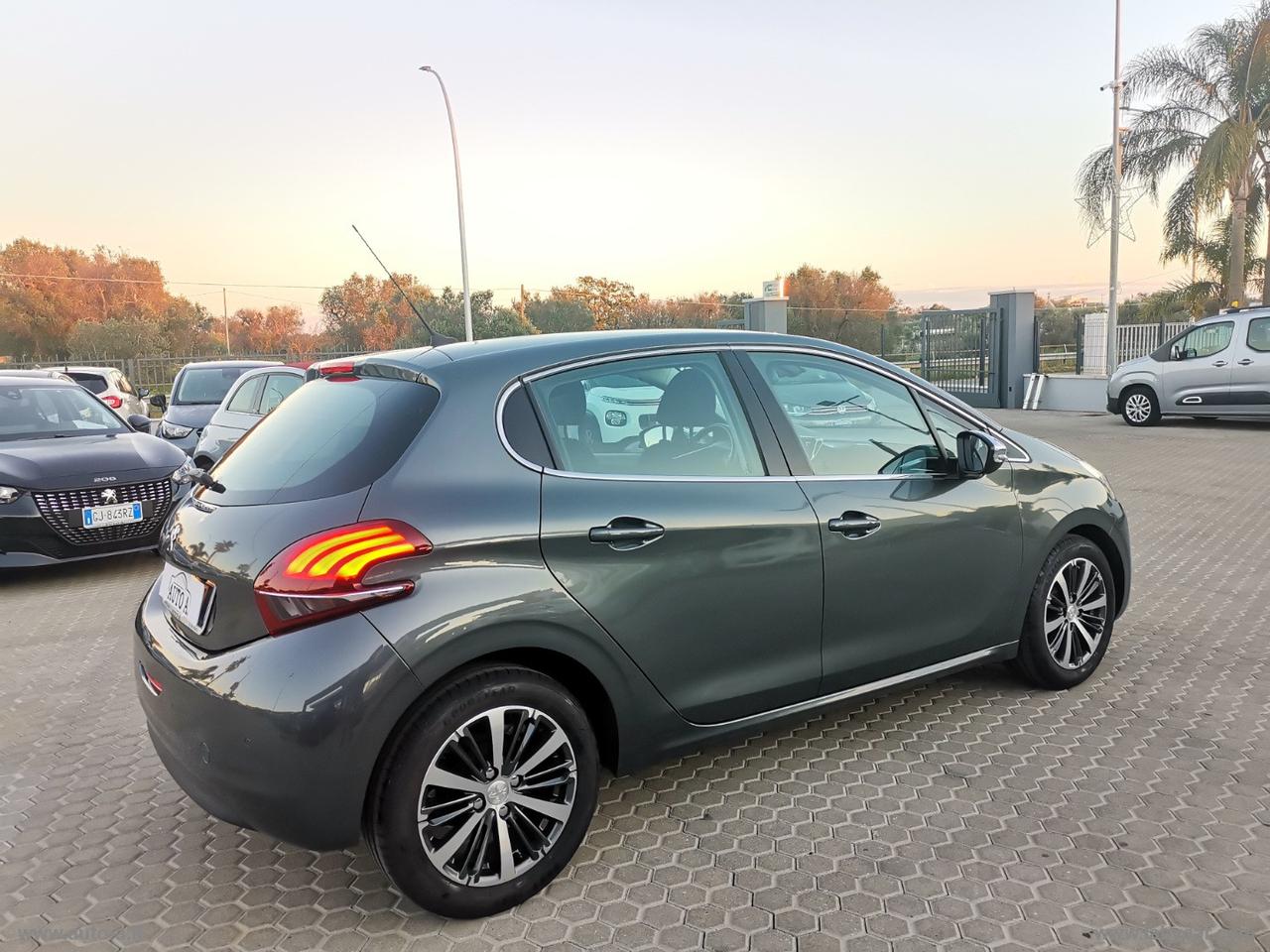 PEUGEOT 208 BlueHDi 75 5p. Allure