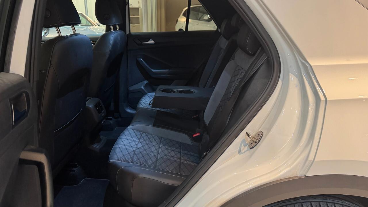 Volkswagen T-Roc 1.0 TSI R-Line - 2023