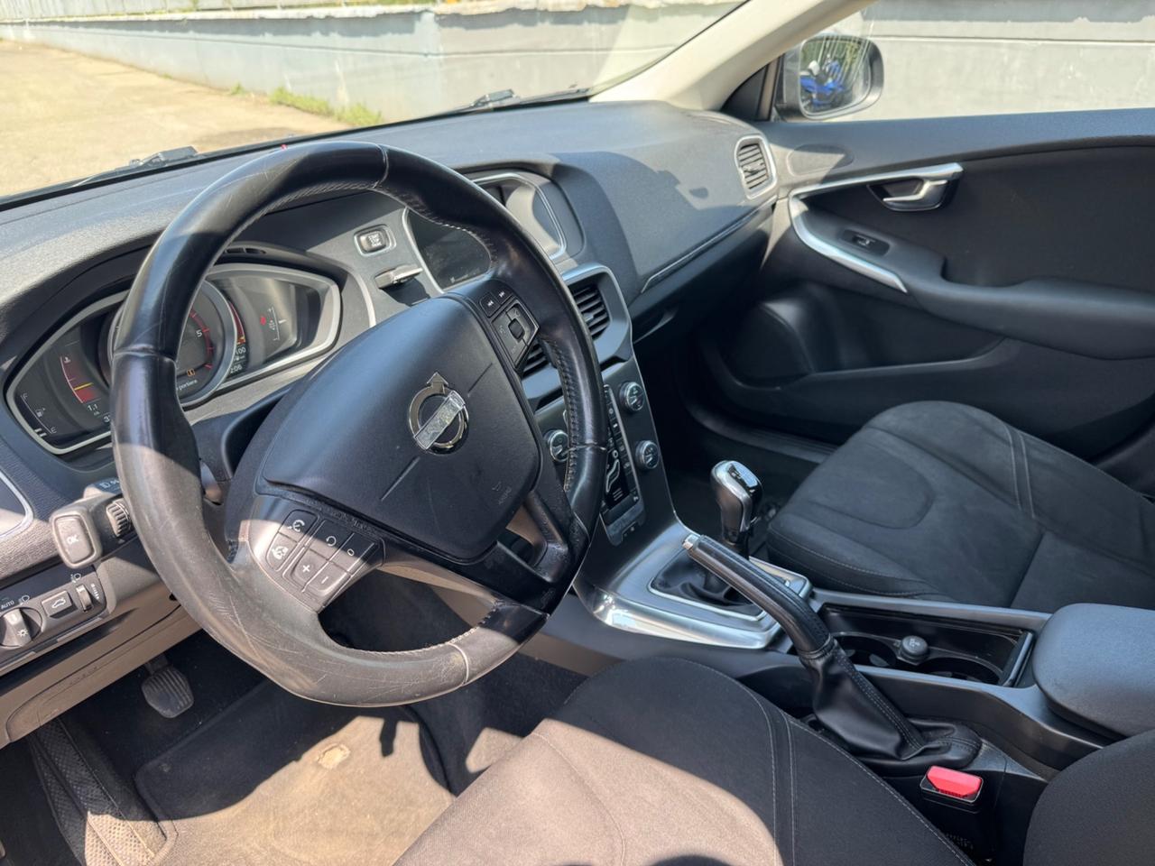 Volvo V40 D2 1.6 Summum