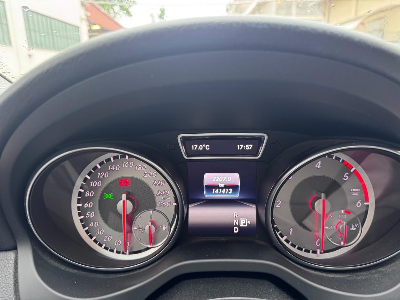 Mercedes-benz CLA 200d Automatico 2016