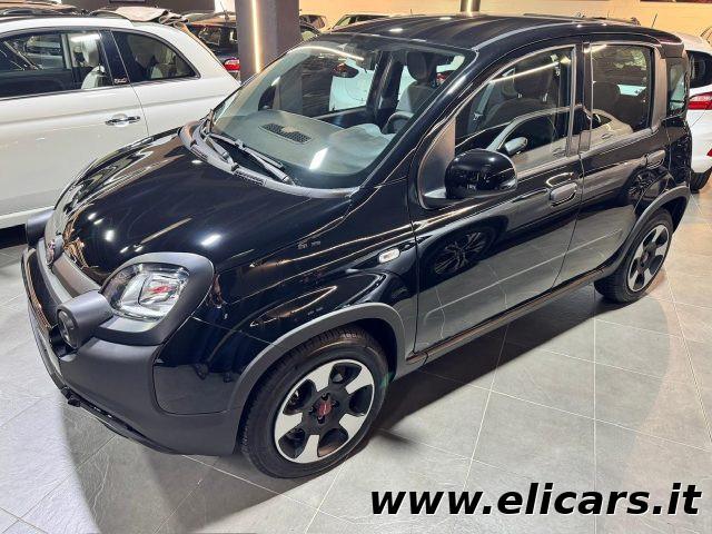 FIAT Panda 1.0 FireFly S&S Hybrid City Cross