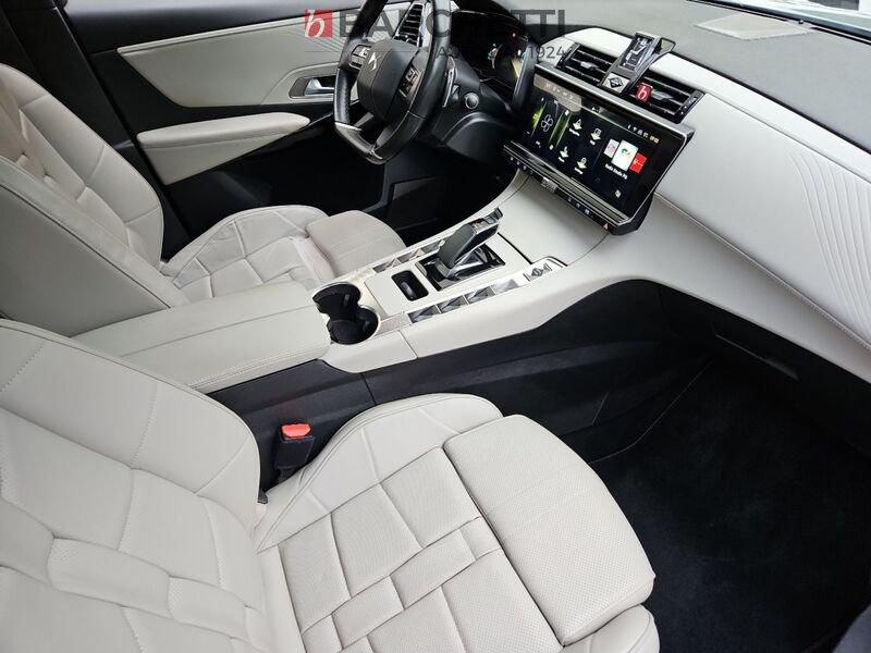 DS DS 7 E-Tense 225 Opera