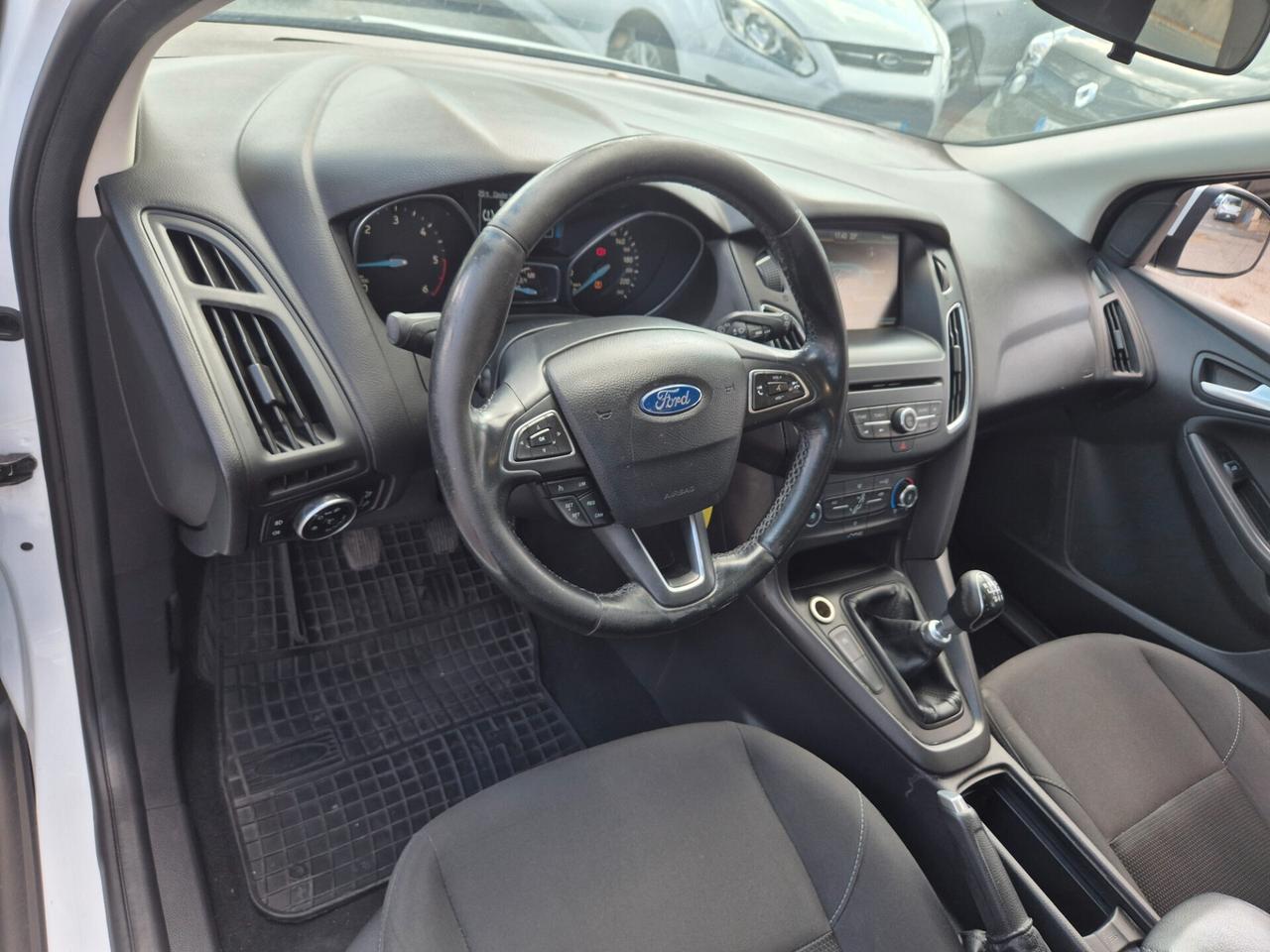 Ford Focus 1.5 TDCi 120 CV Start&Stop Powershift Titanium